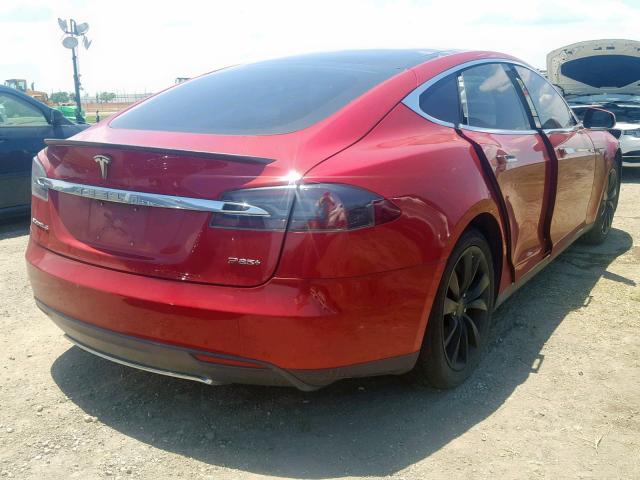 5YJSA1DP2DFP14626 - 2013 TESLA MODEL S RED photo 4