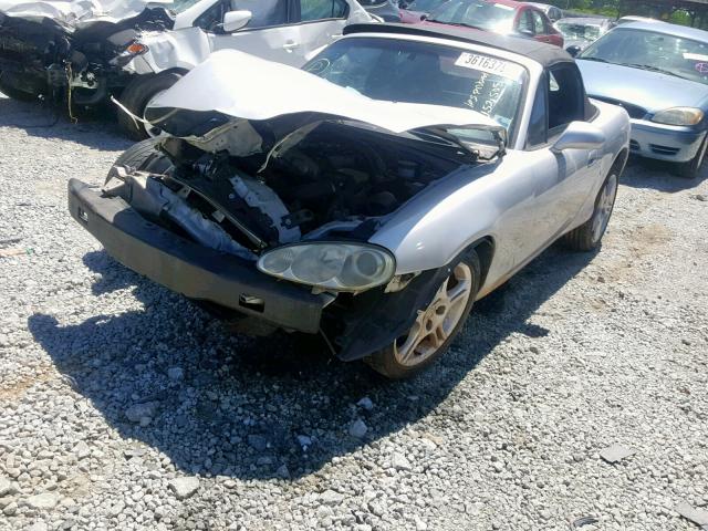 JM1NB353040409979 - 2004 MAZDA MX-5 MIATA SILVER photo 2