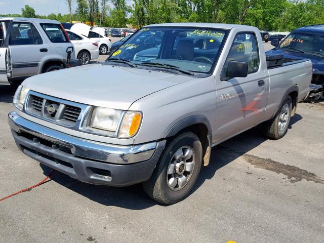 1N6DD21S7WC339506 - 1998 NISSAN FRONTIER X SILVER photo 2