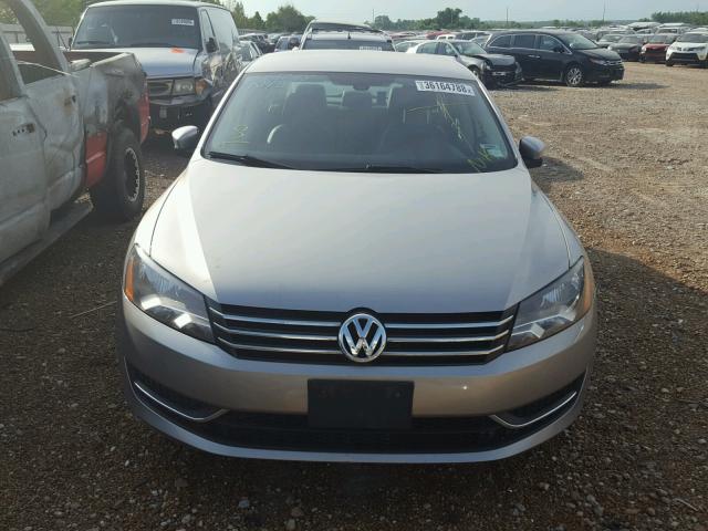 1VWBH7A30CC092777 - 2012 VOLKSWAGEN PASSAT SE SILVER photo 9