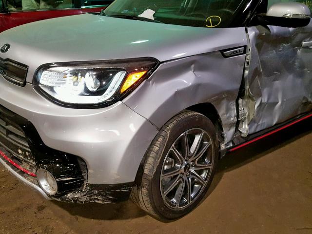 KNDJX3AAXJ7528050 - 2018 KIA SOUL ! Gümüş foto 10