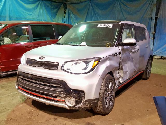 KNDJX3AAXJ7528050 - 2018 KIA SOUL ! Gümüş foto 2