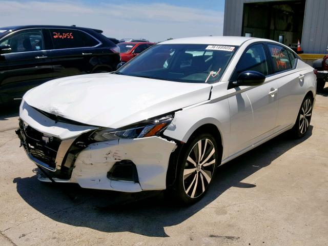 1N4BL4CV2KC161133 - 2019 NISSAN ALTIMA SR WHITE photo 2