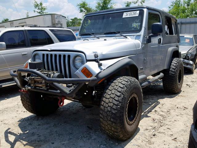 1J4FA44S26P712174 - 2006 JEEP WRANGLER / SILVER photo 2