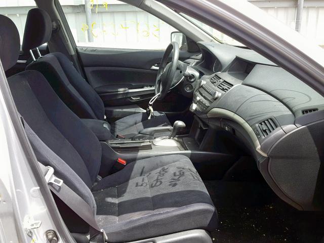 1HGCP2F44CA080126 - 2012 HONDA ACCORD LXP SILVER photo 5