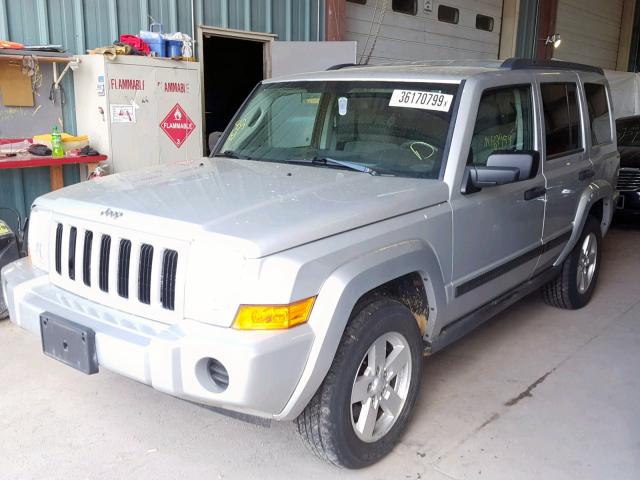1J8HG48K06C362860 - 2006 JEEP COMMANDER 银色 照片 2