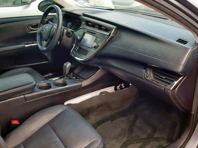 4T1BK1EB2HU247930 - 2017 TOYOTA AVALON XLE GRAY photo 5