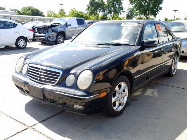 WDBJF65JX2B453944 - 2002 MERCEDES-BENZ E 320 BLACK photo 2