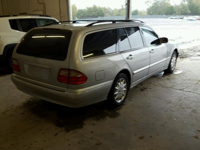 WDBJH65J7YB104517 - 2000 MERCEDES-BENZ E 320 SILVER photo 4