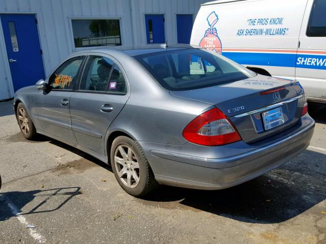 WDBUF22X37B230585 - 2007 MERCEDES-BENZ E 320 CDI GRAY photo 3