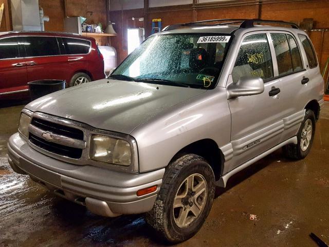 2CNBJ634X26914155 - 2002 CHEVROLET TRACKER LT SILVER photo 2