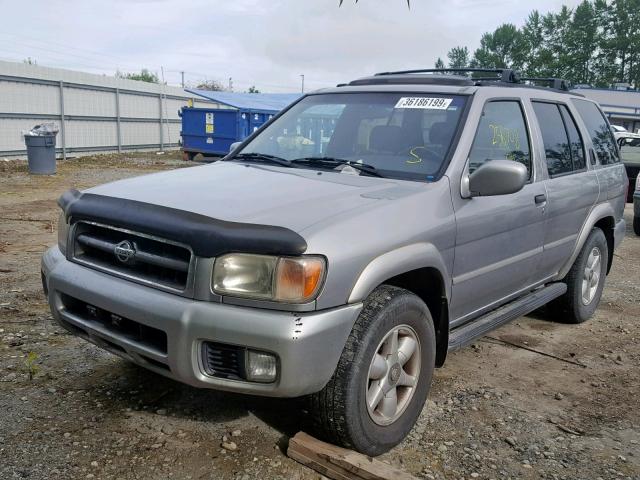 JN8AR07Y8YW421628 - 2000 NISSAN PATHFINDER SILVER photo 2