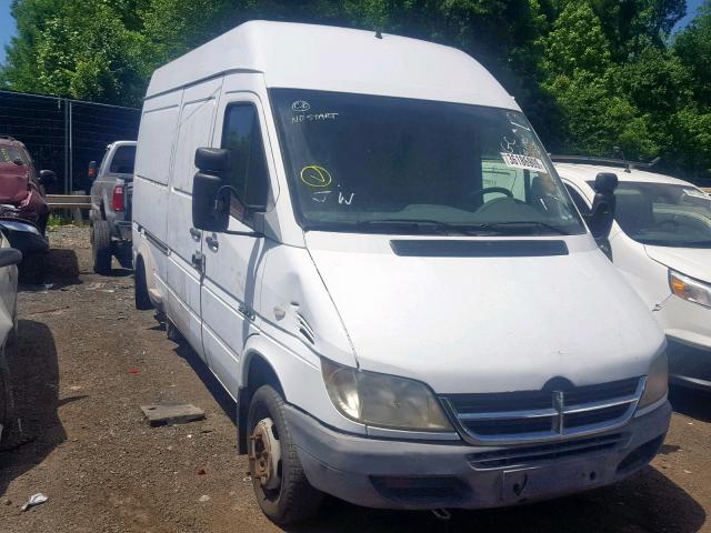 WD2PD444955745104 - 2005 DODGE SPRINTER WHITE photo 1