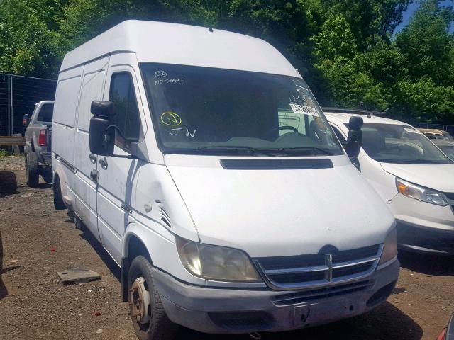 WD2PD444955745104 - 2005 DODGE SPRINTER WHITE photo 9