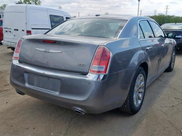 2C3CA5CG2BH559911 - 2011 CHRYSLER 300 LIMITE GRAY photo 4