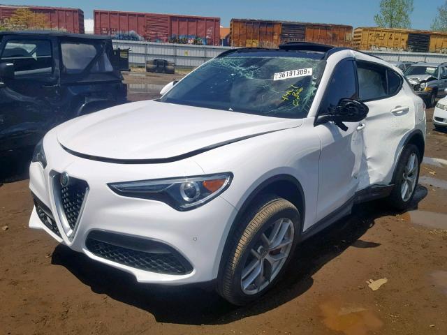 ZASPAKAN4K7C40641 - 2019 ALFA ROMEO STELVIO WHITE photo 2