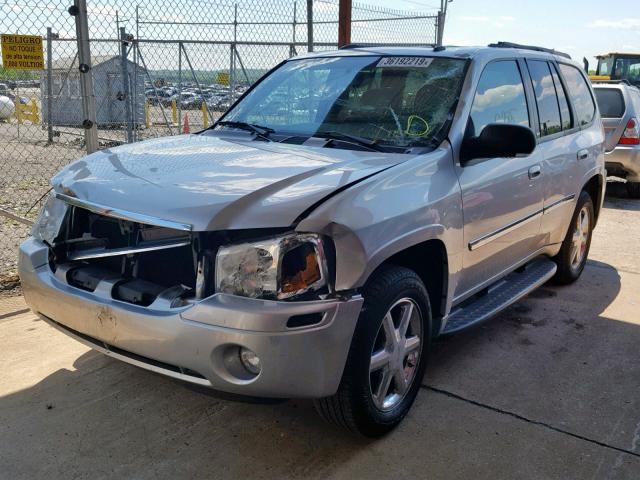 1GKDT13S582239897 - 2008 GMC ENVOY SILVER photo 2