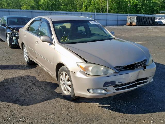 4T1BE30K03U181039 - 2003 TOYOTA CAMRY LE TAN photo 1