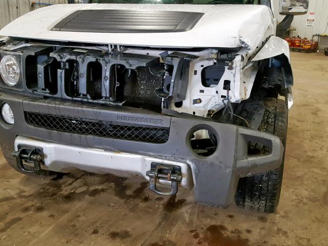 5GTEN13E988158315 - 2008 HUMMER H3  photo 9