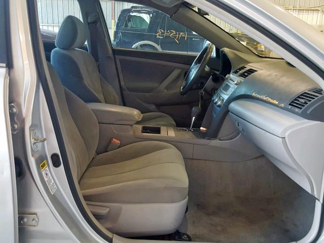 4T1BK46K07U010531 - 2007 TOYOTA CAMRY NEW SILVER photo 5