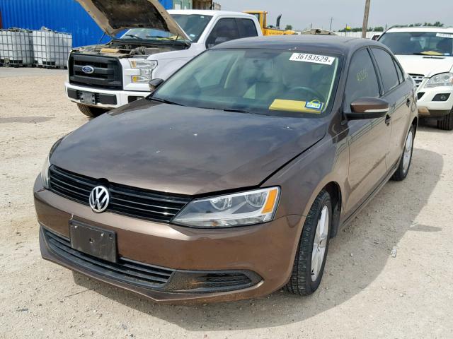 3VWLL7AJ6CM084215 - 2012 VOLKSWAGEN JETTA TDI BROWN photo 2