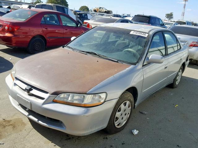 1HGCF8640XA081396 - 1999 HONDA ACCORD DX GRAY photo 2