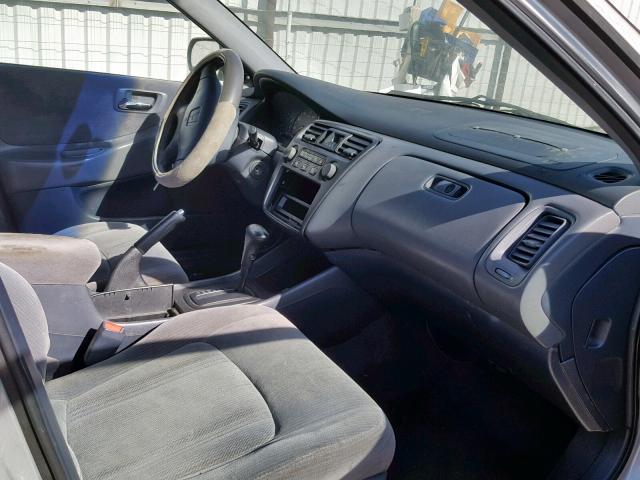 1HGCF8640XA081396 - 1999 HONDA ACCORD DX GRAY photo 5