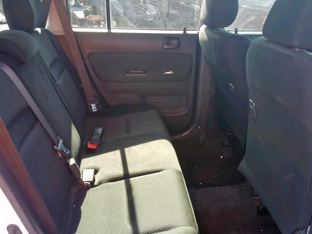 JTLKT324564115300 - 2006 TOYOTA SCION XB Weiß Foto 6