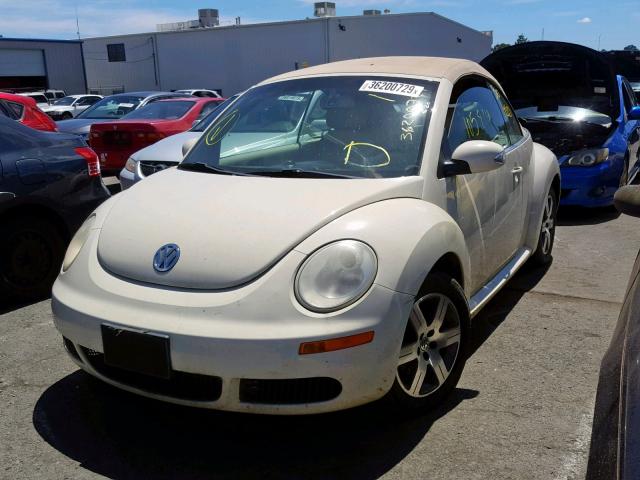 3VWRF31Y26M303828 - 2006 VOLKSWAGEN NEW BEETLE Bej foto 2