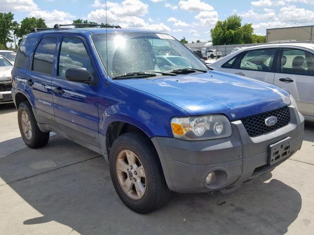 1FMYU93125KA54939 - 2005 FORD ESCAPE XLT BLUE photo 1