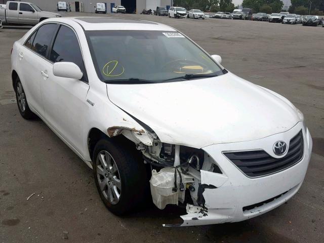 JTNBB46K583048649 - 2008 TOYOTA CAMRY HYBR WHITE photo 1