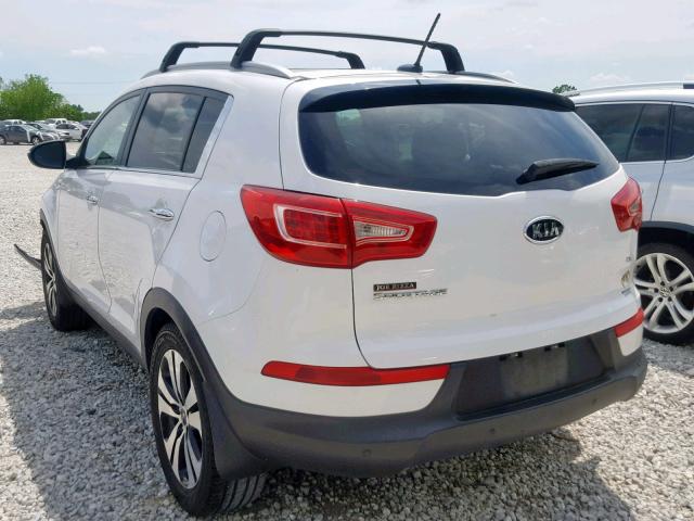 KNDPCCA25B7089016 - 2011 KIA SPORTAGE E WHITE photo 3