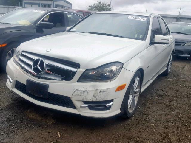 WDDGF4HB6CR202910 - 2012 MERCEDES-BENZ C 250 WHITE photo 2