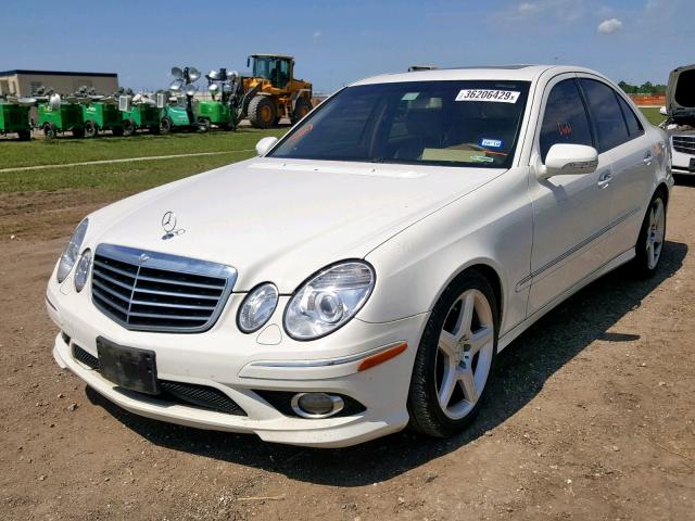 WDBUF56X19B396621 - 2009 MERCEDES-BENZ E 350 WHITE photo 2