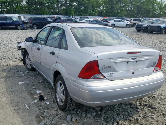 1FAFP38Z74W124088 - 2004 FORD FOCUS ZTS SILVER photo 3