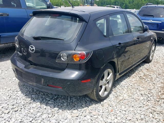 JM1BK343461410814 - 2006 MAZDA 3 HATCHBAC BLACK photo 4