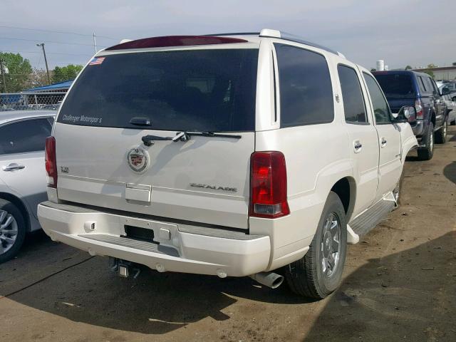 1GYEK63N66R104517 - 2006 CADILLAC ESCALADE L WHITE photo 4