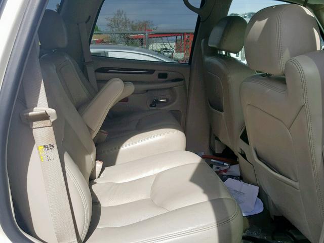 1GYEK63N66R104517 - 2006 CADILLAC ESCALADE L WHITE photo 6