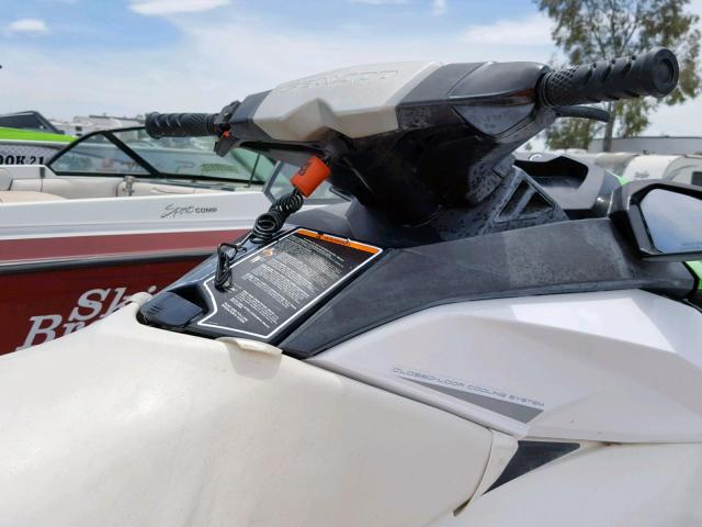 YDV43476C313 - 2013 BOMBARDIER JETSKI WHITE photo 5