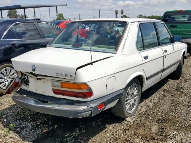 WBADK830XG9659082 - 1986 BMW 528 E AUTO WHITE photo 4