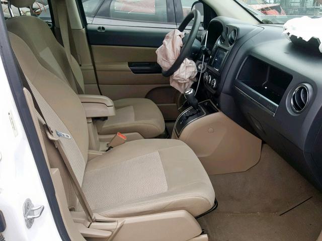 1J4NF1FB6BD244759 - 2011 JEEP COMPASS SP Ақ фото 5