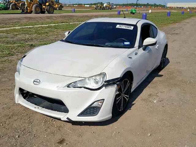 JF1ZNAA17D2716657 - 2013 TOYOTA SCION FR-S WHITE photo 2