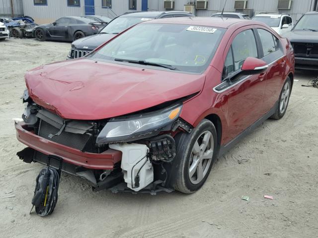 1G1RE6E4XEU124390 - 2014 CHEVROLET VOLT RED photo 2