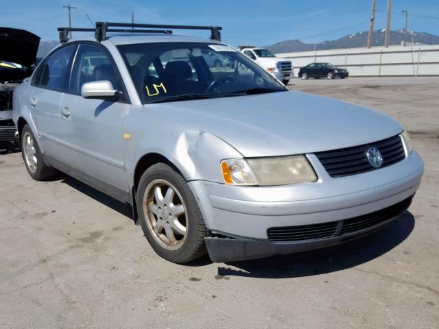 WVWMA63B9XE494337 - 1999 VOLKSWAGEN PASSAT GLS SILVER photo 1