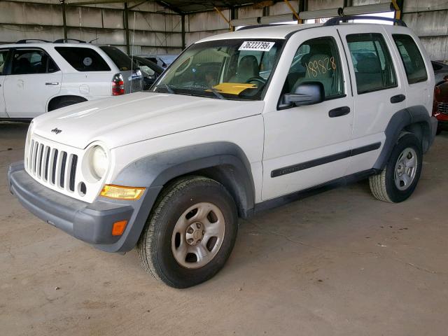 1J4GK48K26W183939 - 2006 JEEP LIBERTY SP WHITE photo 2