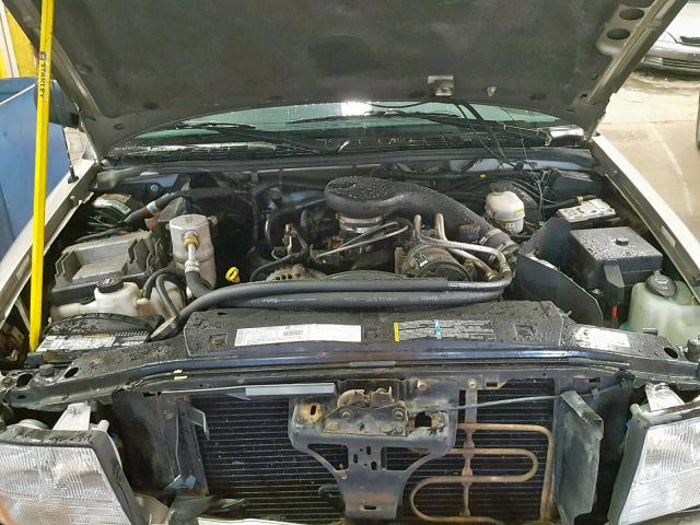 1GTDT13W72K194726 - 2002 GMC SONOMA SILVER photo 7