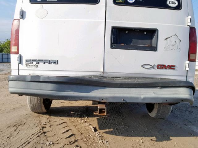 1GTDM19X42B516347 - 2002 GMC SAFARI XT WHITE photo 9