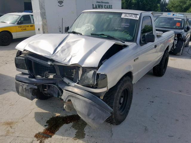 1FTYR10E94PB13291 - 2004 FORD RANGER SILVER photo 2