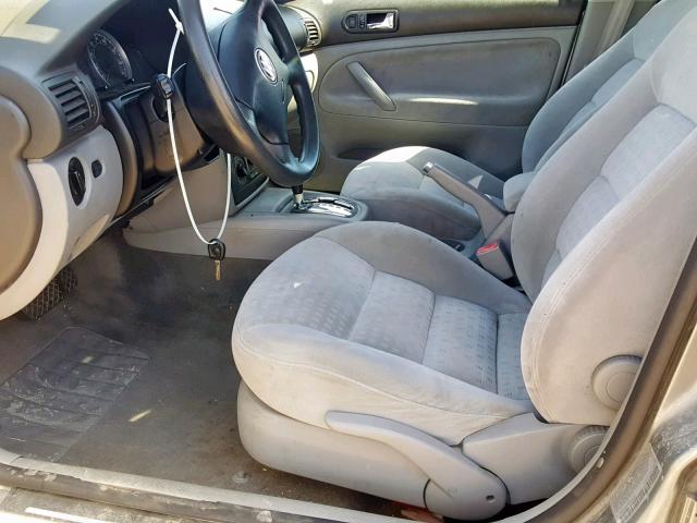 WVWPD63B63P184682 - 2003 VOLKSWAGEN PASSAT GLS GRAY photo 5