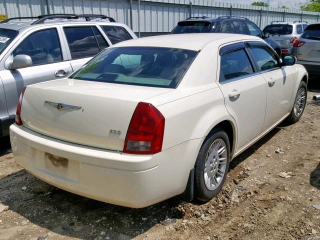 2C3KA43R97H600307 - 2007 CHRYSLER 300 CREAM photo 4